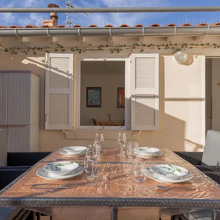 Apartment Lisa's Rooftop - Toit-terrasse A 2mn Du Palais Et Des Plages De La Croisette *